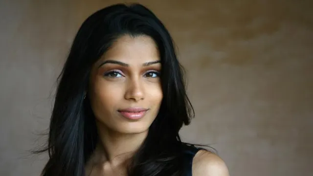 Freida Selena Pinto Net Worth, Age, Height, Bio, Weight