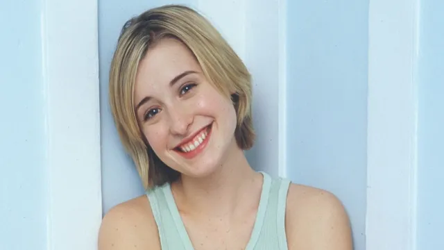 Allison Mack Net Worth, Age, Height, Bio, Weight