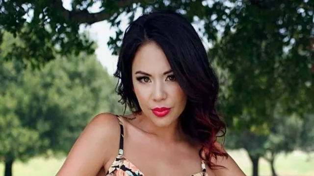 Janel Parrish Net Worth, Age, Height, Bio, Weight