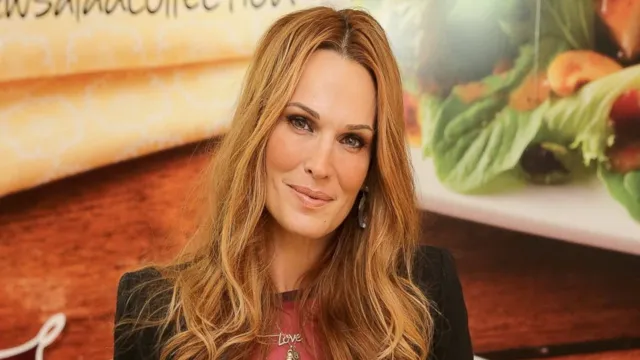 Molly Sims Net Worth, Age, Height, Bio, Weight